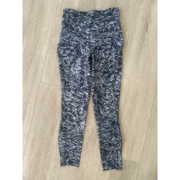 Lululemon Base Pace HR Tight 25” Sz 6 In Estuary Grey - Picture 7 of 8